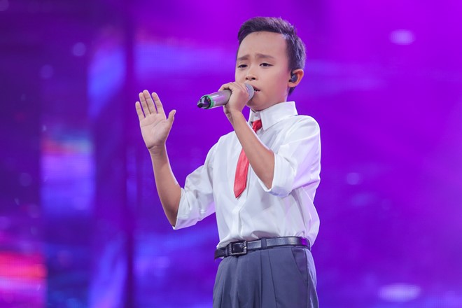 Hồ Văn Cường Idol Kid – HÁT ĐÁM CƯỚI KIẾM TIỀN PHỤ MẸ