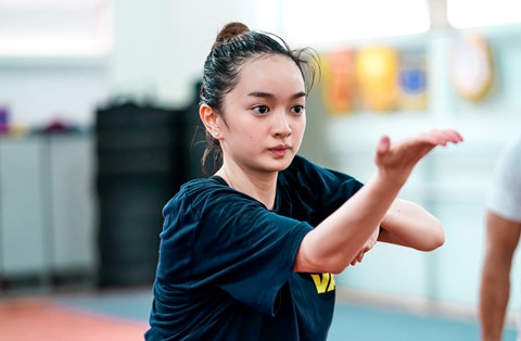 Kaity Nguyễn mướt mồ hôi luyện tập kungfu cho phim mới - ảnh 2