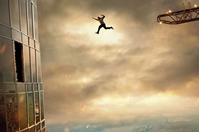 Skyscraper: Phiên bản siêu anh hùng khiếm khuyết thử thách tiền đình khán giả - Ảnh 4.